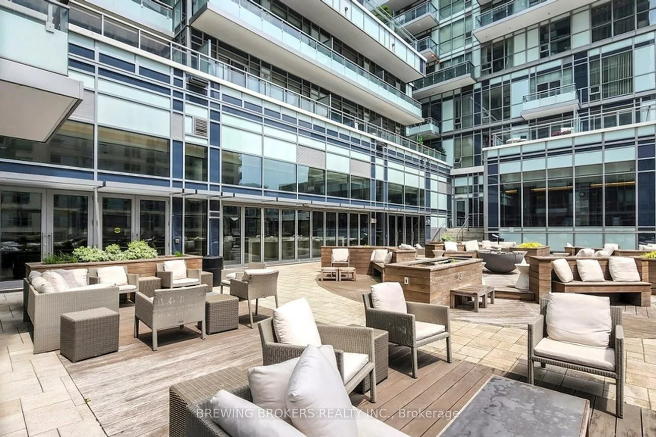 89, Dunfield, Mount Pleasant East, Toronto