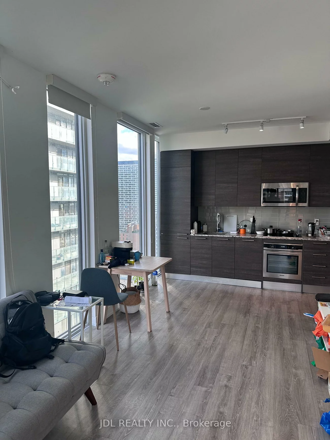 28, Wellesley, Church-Yonge Corridor, Toronto