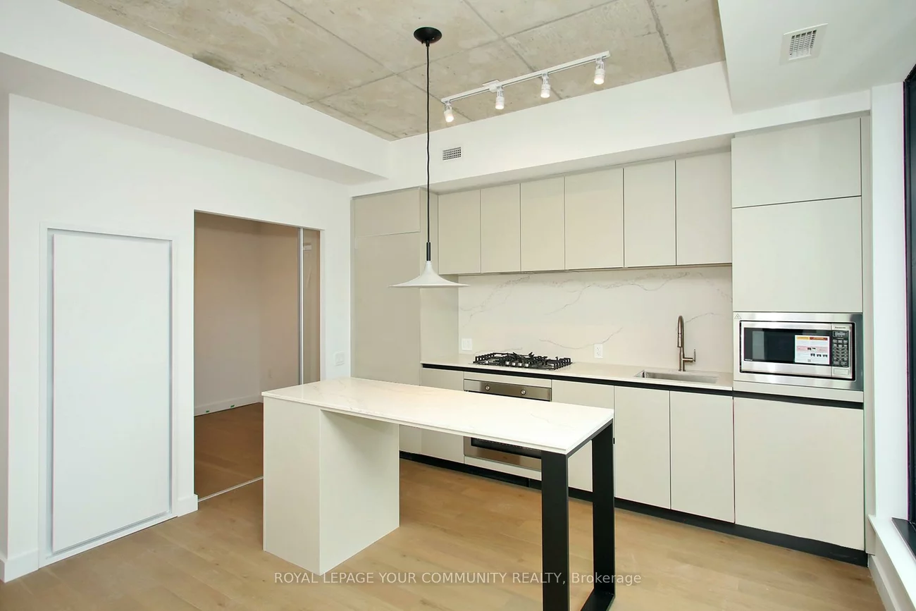 1720, Bayview, Mount Pleasant East, Toronto