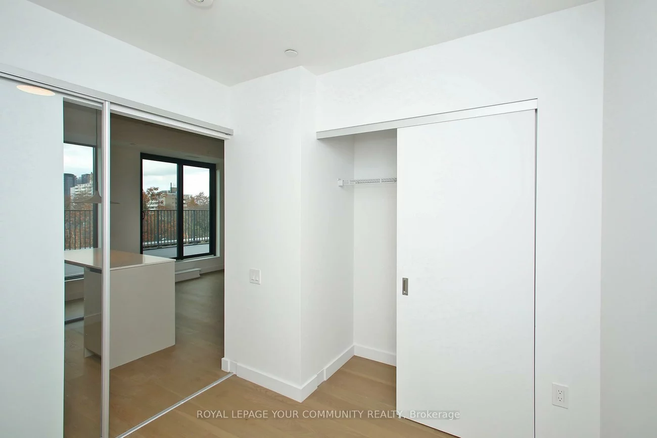 1720, Bayview, Mount Pleasant East, Toronto