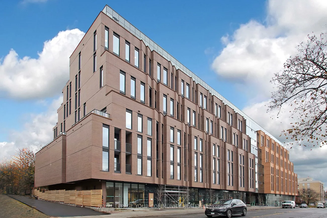 1720, Bayview, Mount Pleasant East, Toronto