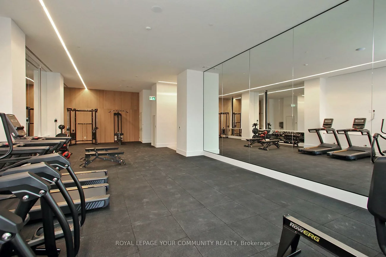 1720, Bayview, Mount Pleasant East, Toronto