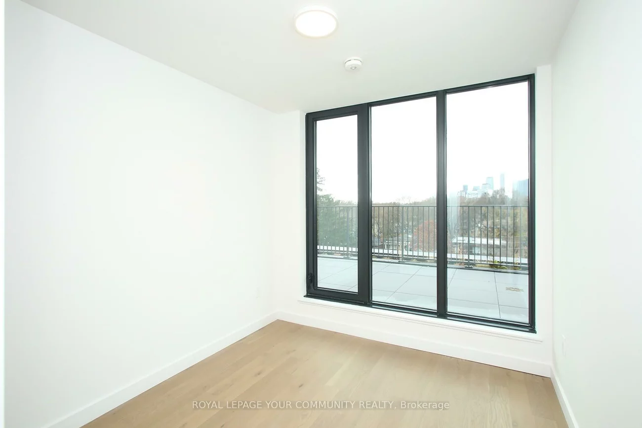 1720, Bayview, Mount Pleasant East, Toronto