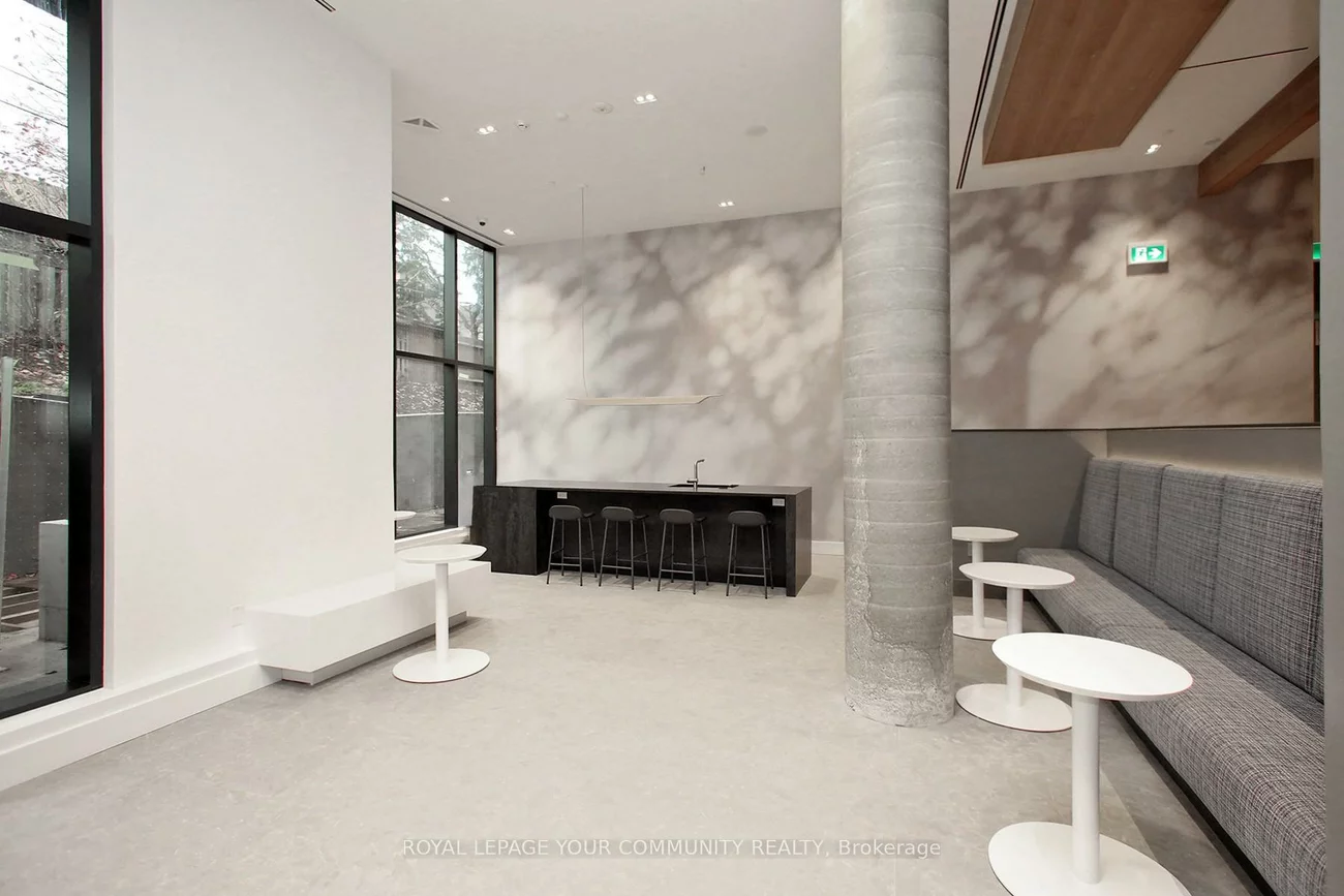 1720, Bayview, Mount Pleasant East, Toronto