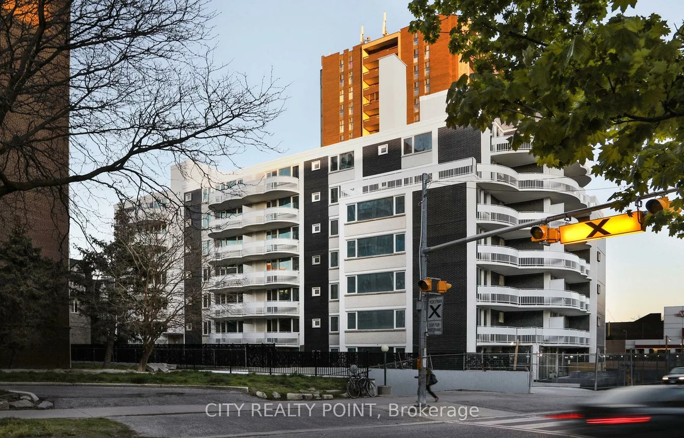 11, Walmer, Annex, Toronto