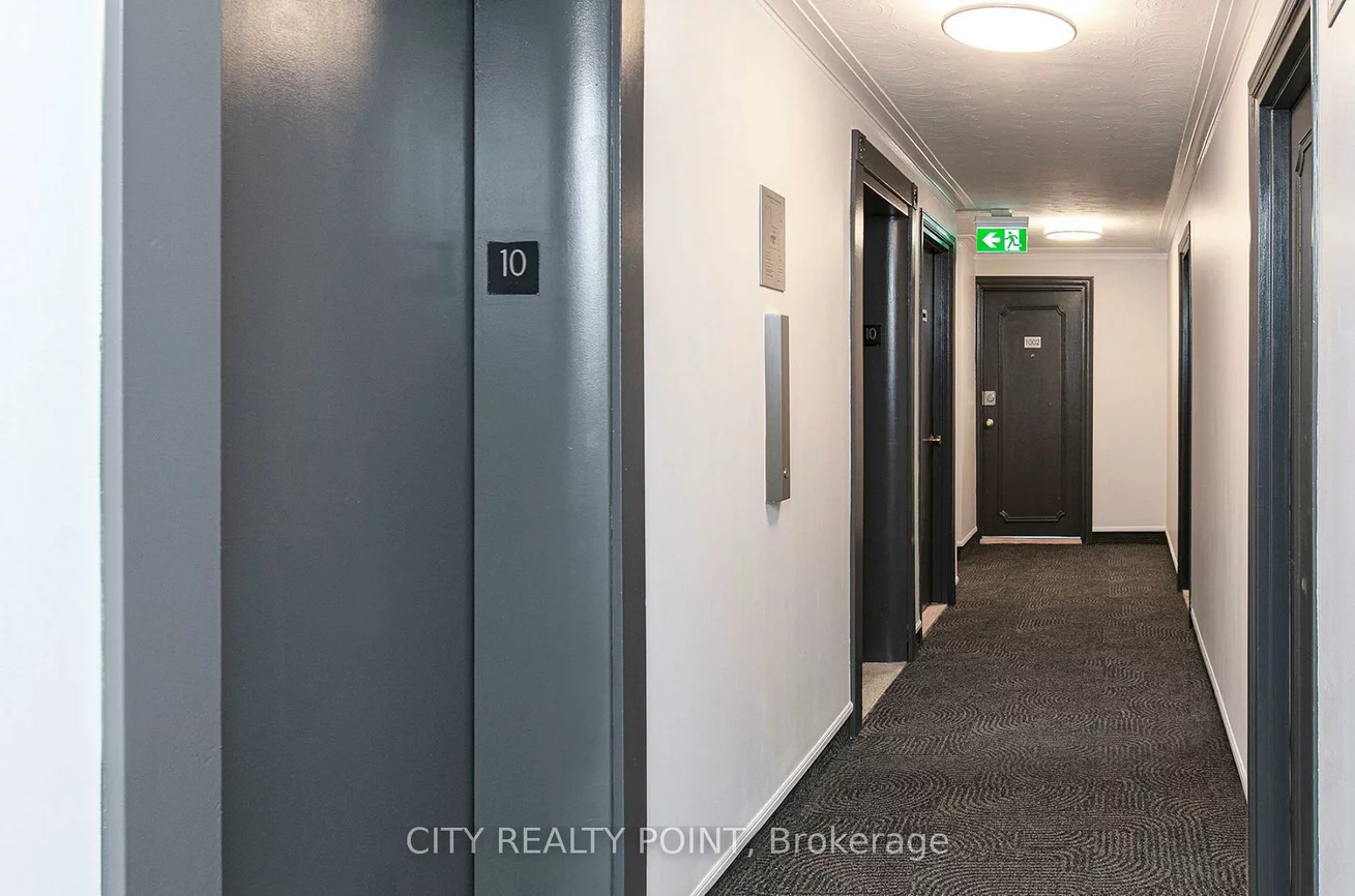 55, Isabella, Church-Yonge Corridor, Toronto