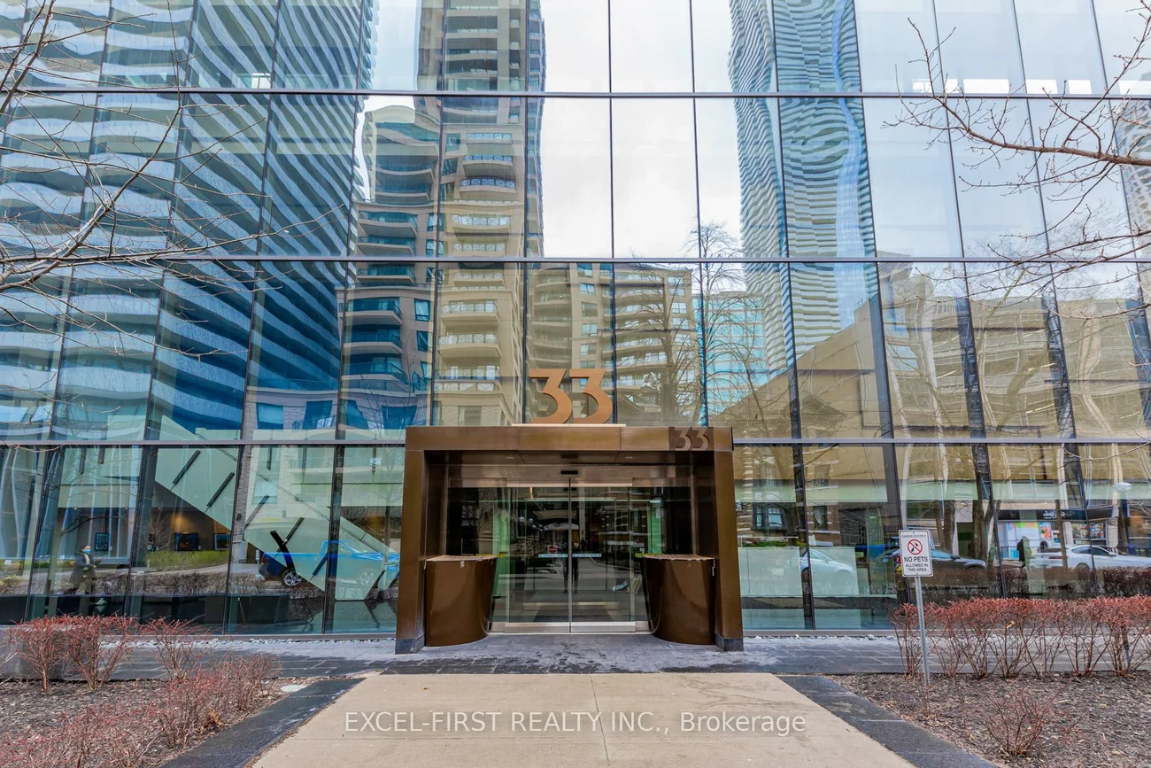 33, Charles, Church-Yonge Corridor, Toronto