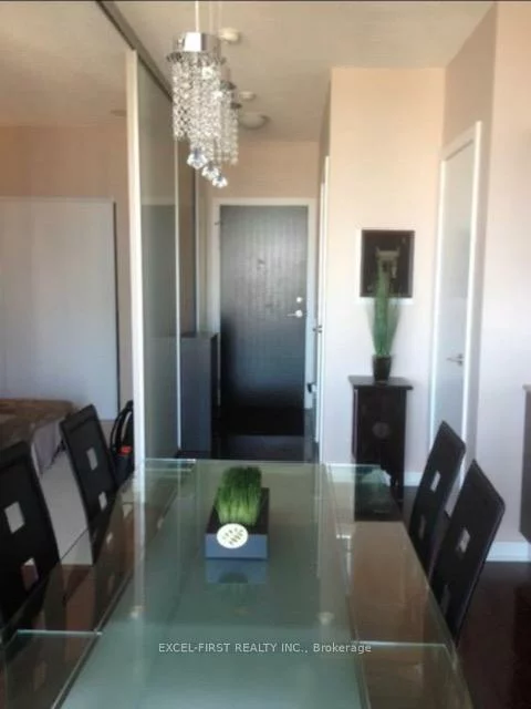 33, Charles, Church-Yonge Corridor, Toronto