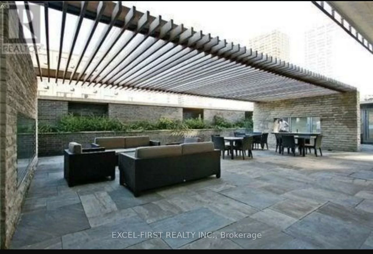 33, Charles, Church-Yonge Corridor, Toronto