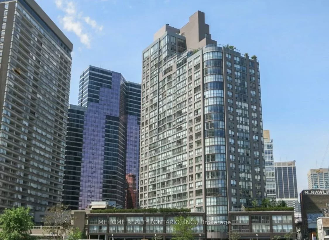 24, Wellesley, Bay Street Corridor, Toronto