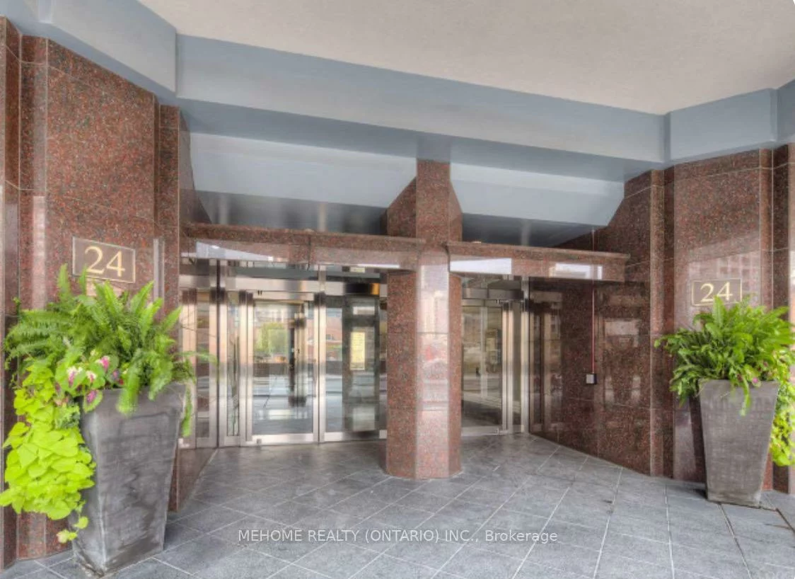 24, Wellesley, Bay Street Corridor, Toronto