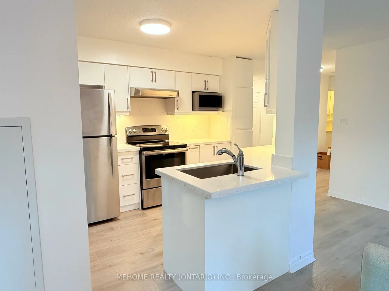 24, Wellesley, Bay Street Corridor, Toronto