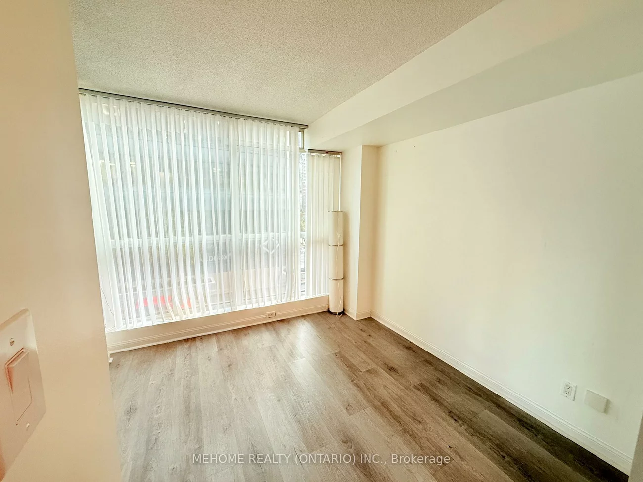 24, Wellesley, Bay Street Corridor, Toronto