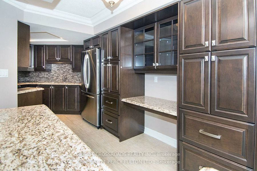 5, Concorde, Banbury-Don Mills, Toronto