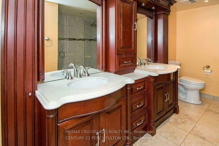 5, Concorde, Banbury-Don Mills, Toronto