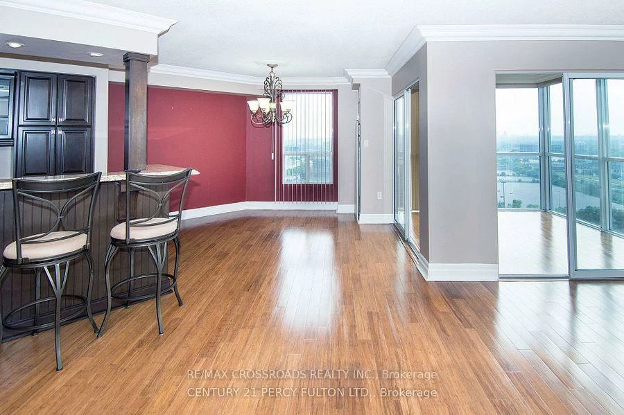 5, Concorde, Banbury-Don Mills, Toronto