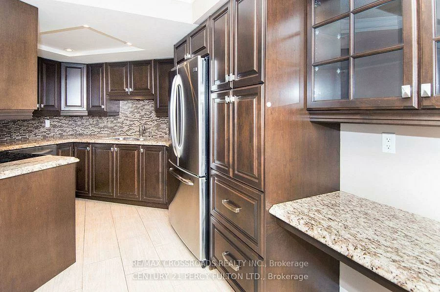 5, Concorde, Banbury-Don Mills, Toronto