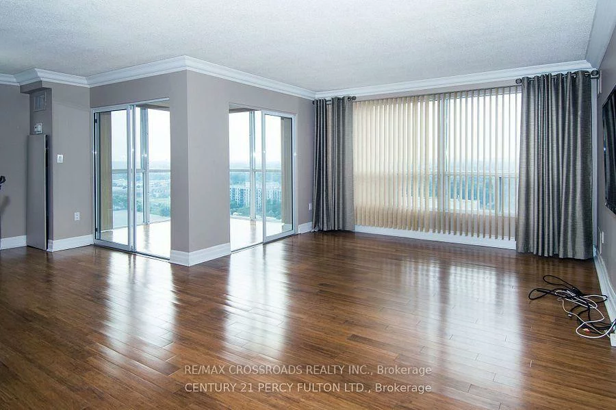 5, Concorde, Banbury-Don Mills, Toronto