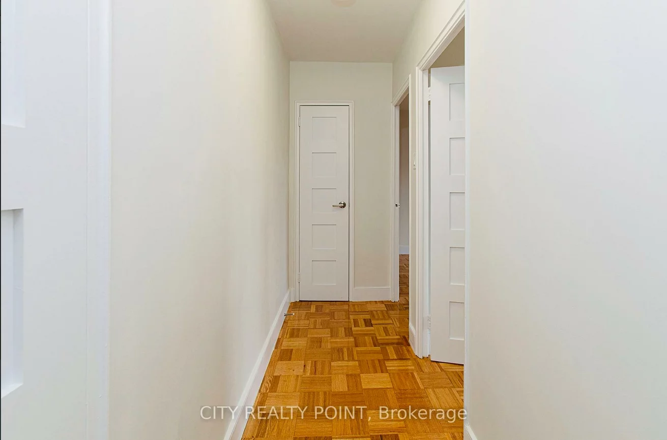 2, Grandstand, Thorncliffe Park, Toronto