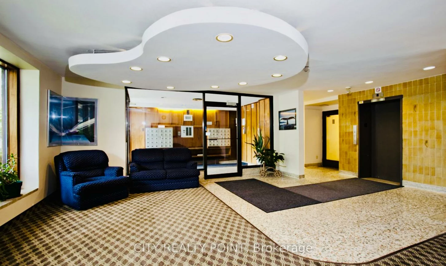 2, Grandstand, Thorncliffe Park, Toronto