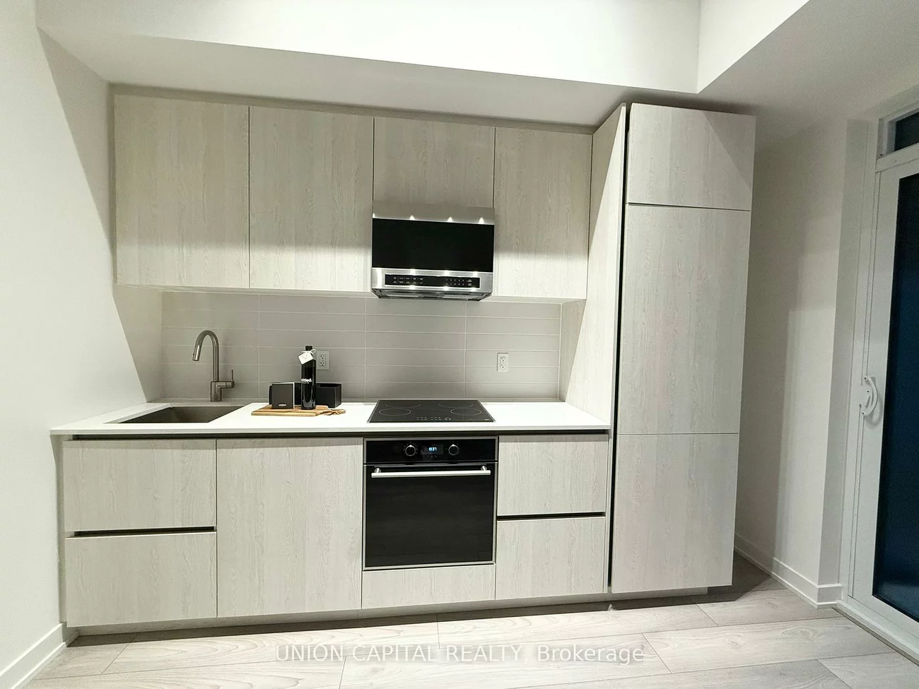 120, BROADWAY, Mount Pleasant West, Toronto