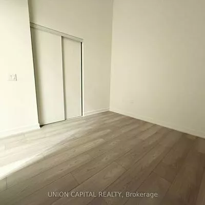 120, BROADWAY, Mount Pleasant West, Toronto