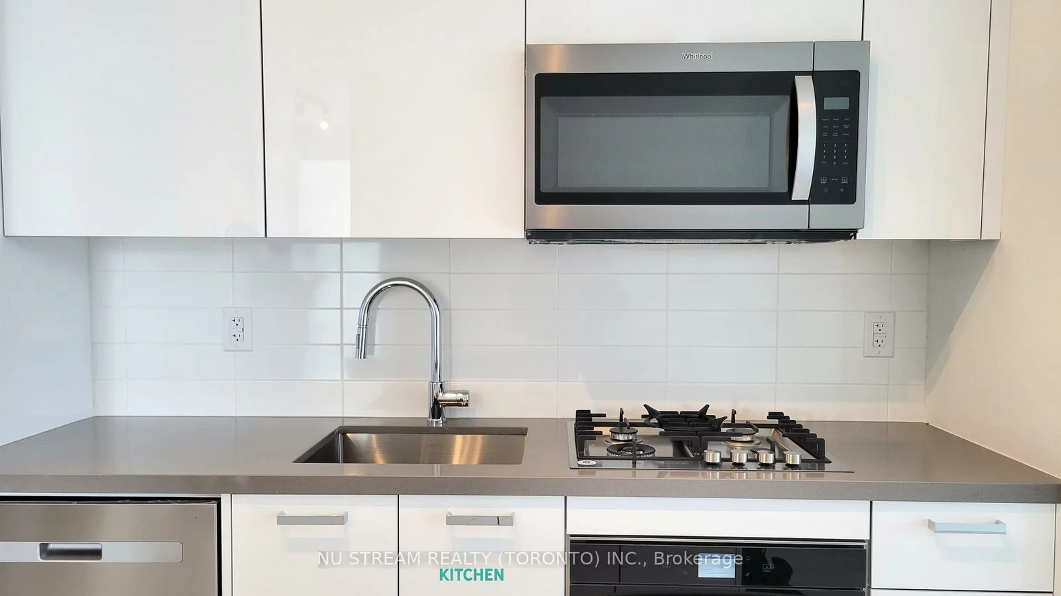 195, McCaul, Kensington-Chinatown, Toronto