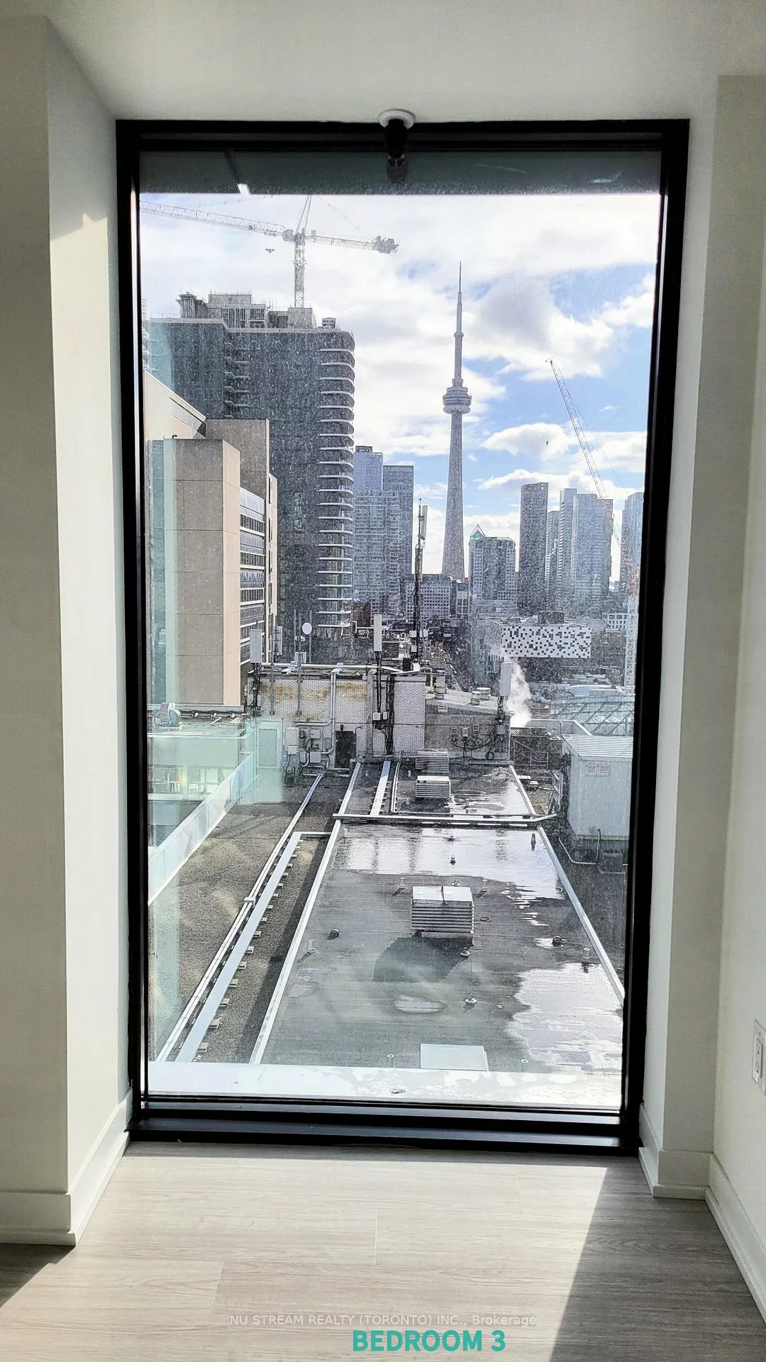 195, McCaul, Kensington-Chinatown, Toronto