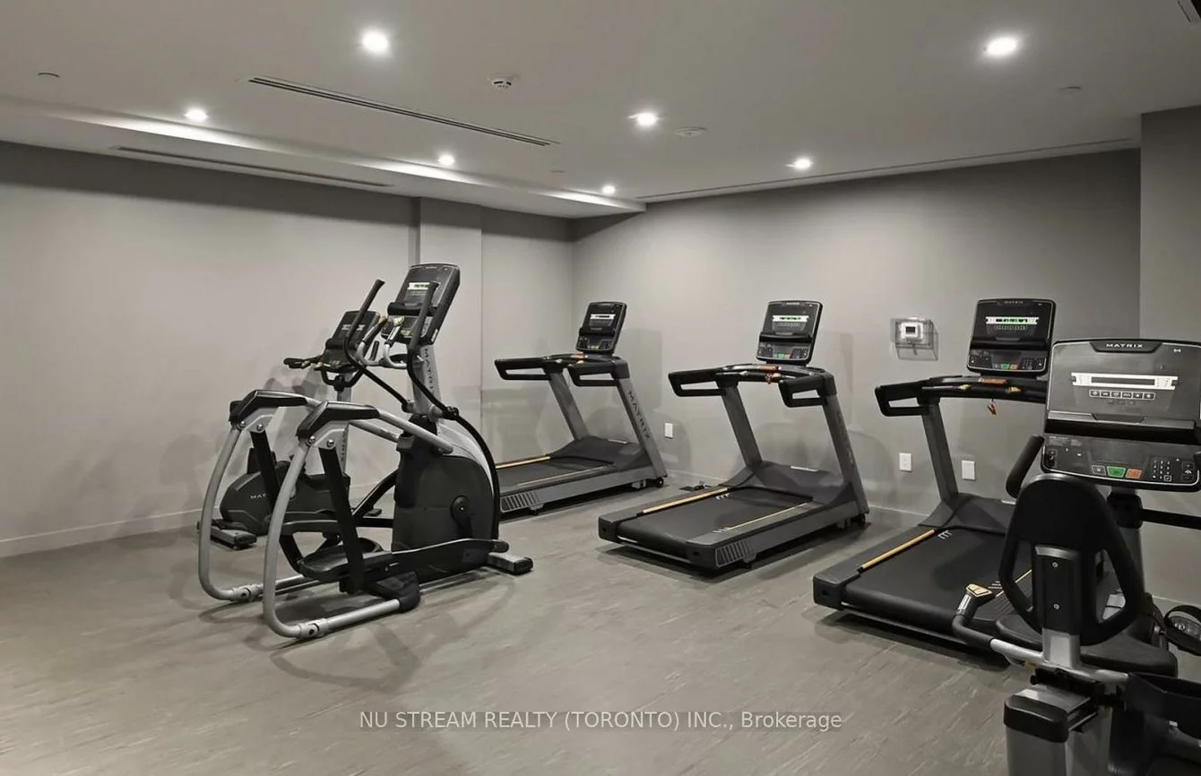 195, McCaul, Kensington-Chinatown, Toronto