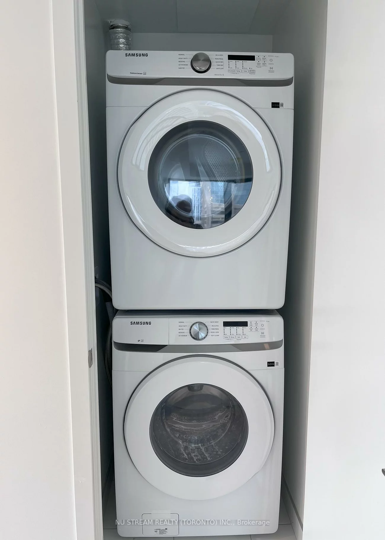 195, McCaul, Kensington-Chinatown, Toronto