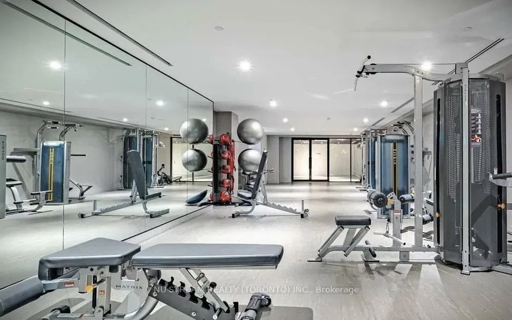 195, McCaul, Kensington-Chinatown, Toronto