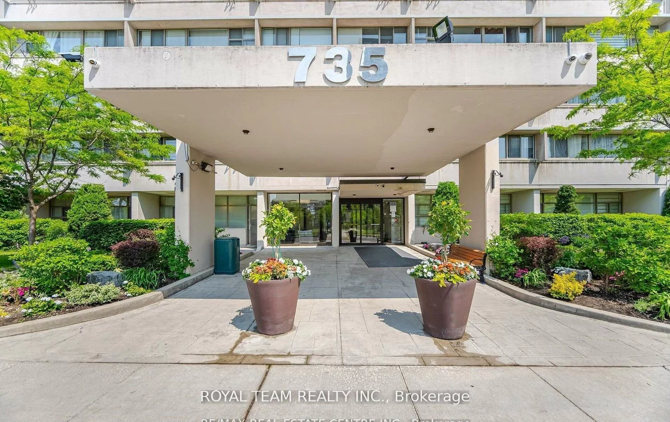 735, Don Mills, Flemingdon Park, Toronto
