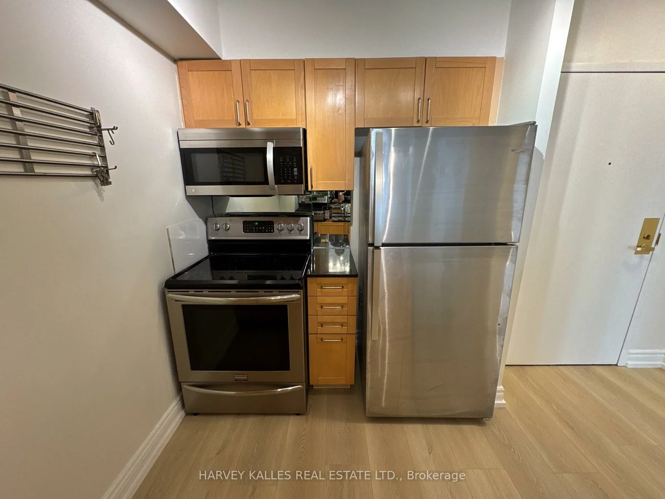 1, Balmoral, Yonge-St. Clair, Toronto