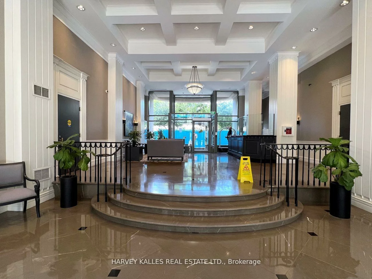 1, Balmoral, Yonge-St. Clair, Toronto