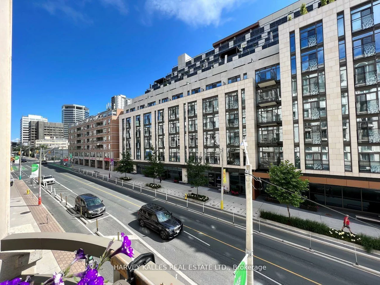 1, Balmoral, Yonge-St. Clair, Toronto