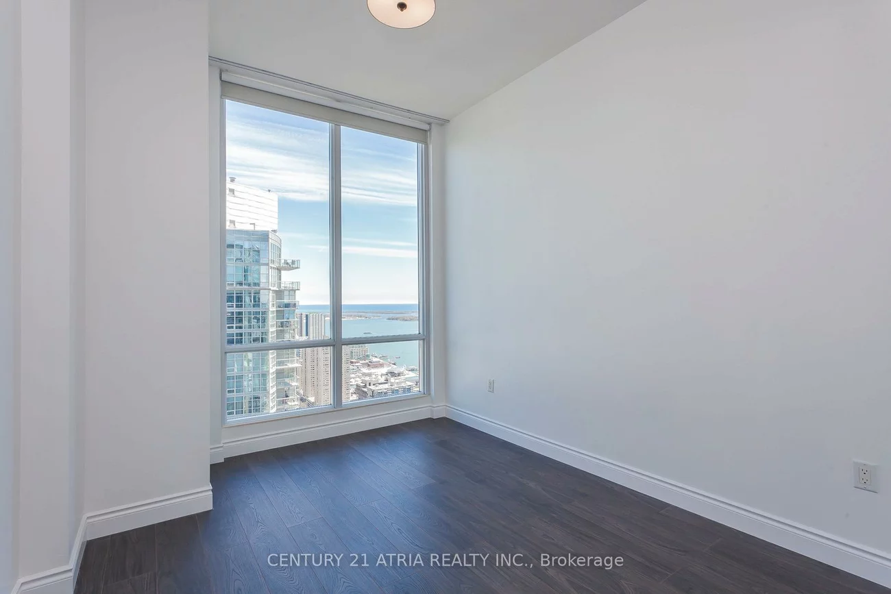 11, Brunel, Waterfront Communities C1, Toronto