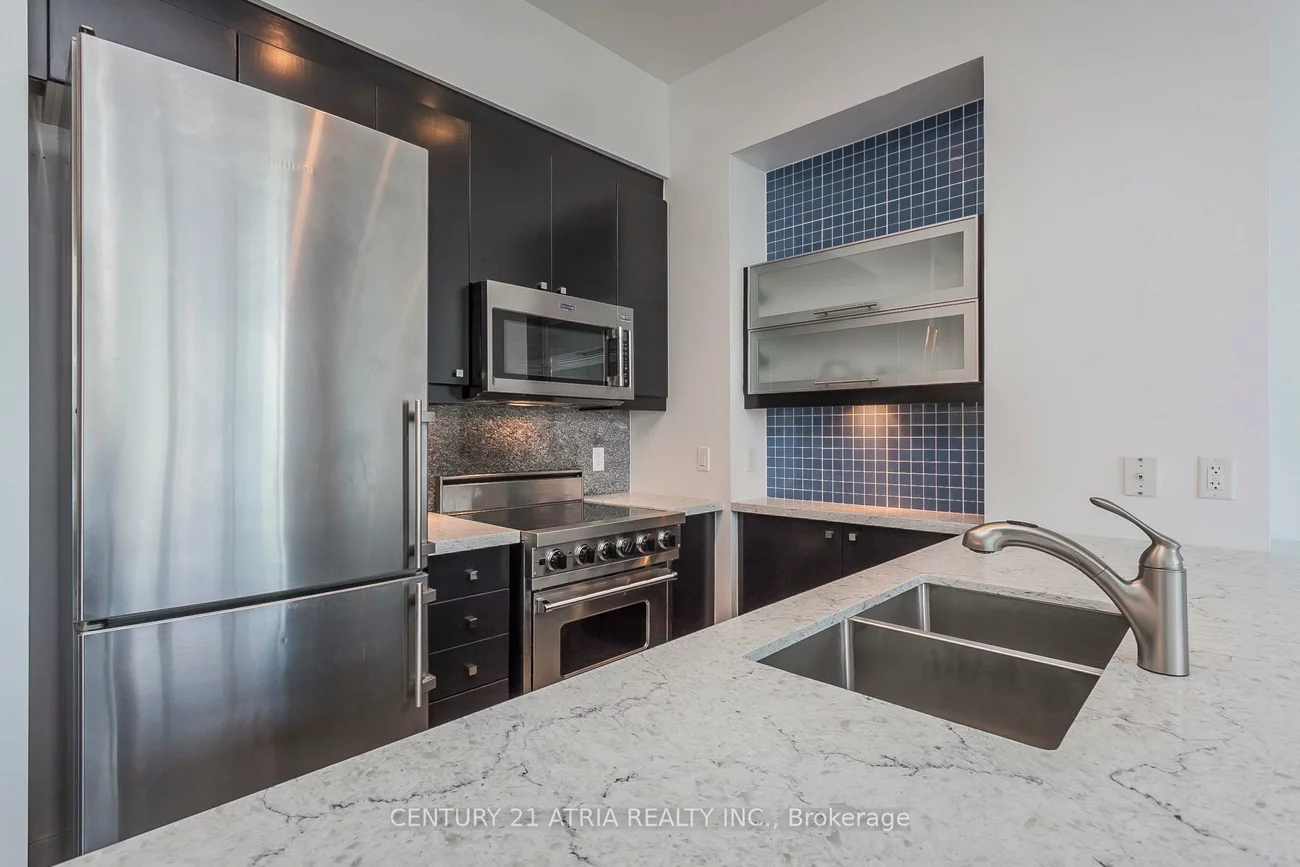 11, Brunel, Waterfront Communities C1, Toronto