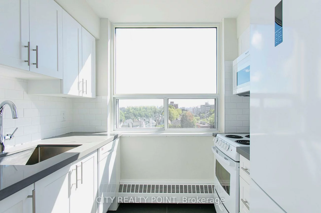 490, Eglinton, Mount Pleasant East, Toronto