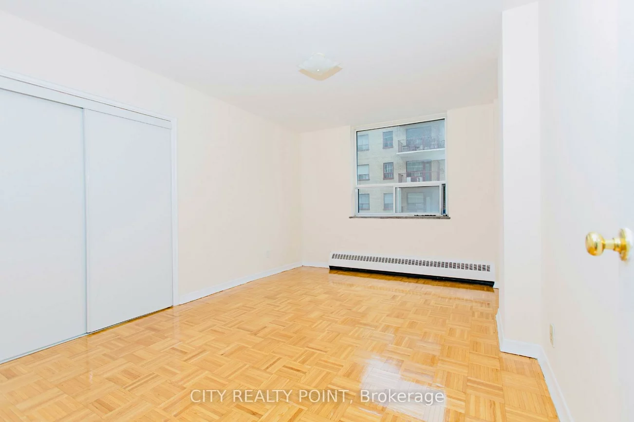 490, Eglinton, Mount Pleasant East, Toronto