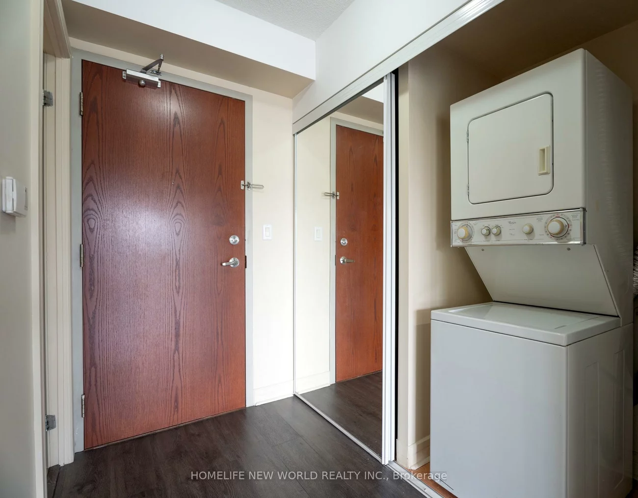 19, Avondale, Willowdale East, Toronto