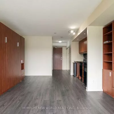 19, Avondale, Willowdale East, Toronto