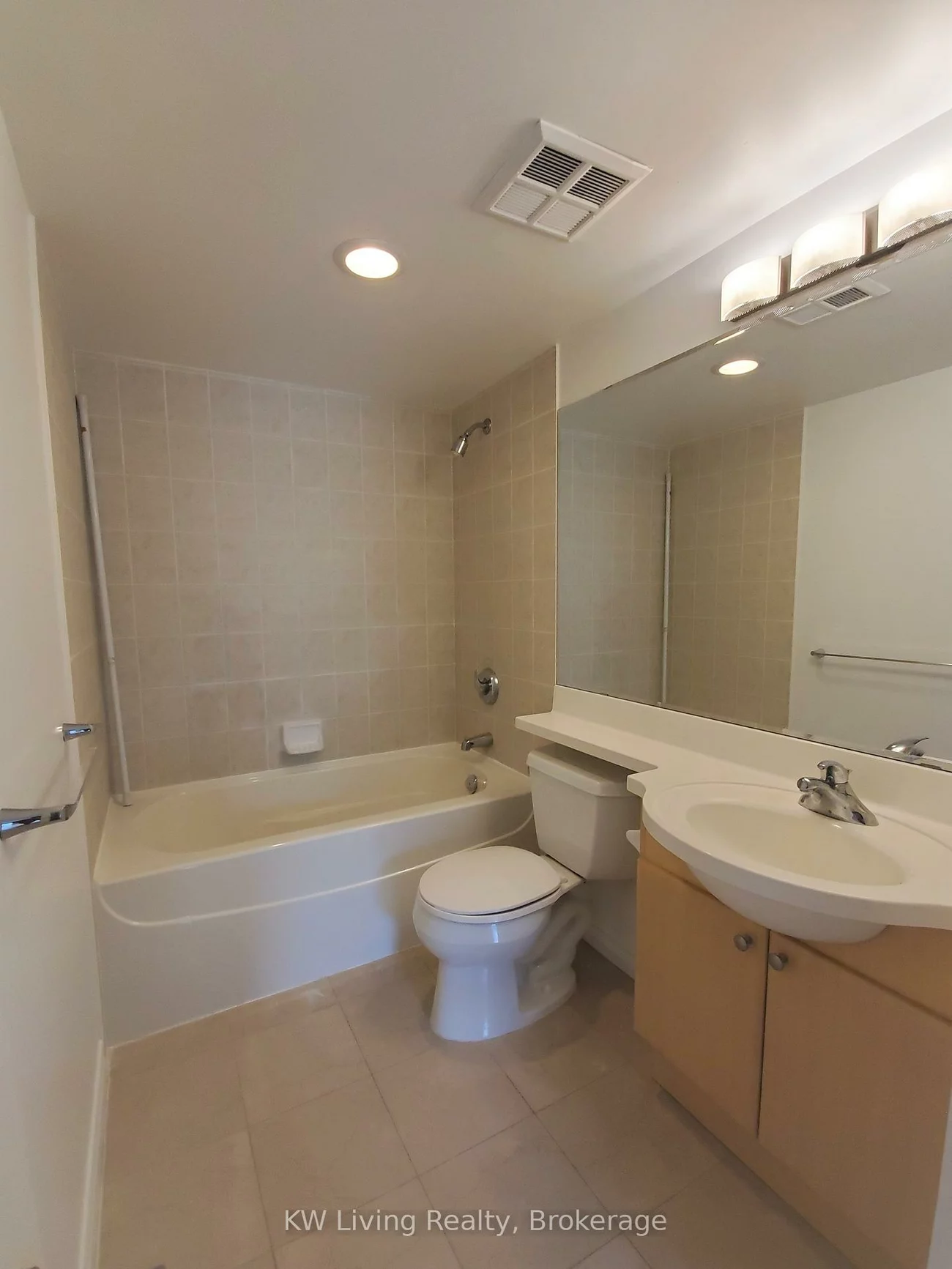 763, Bay, Bay Street Corridor, Toronto