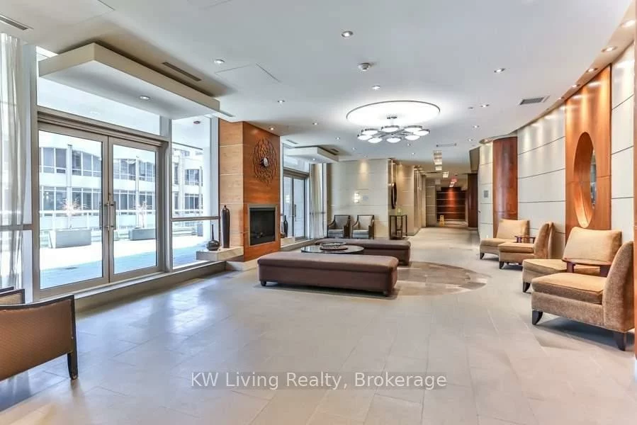 763, Bay, Bay Street Corridor, Toronto