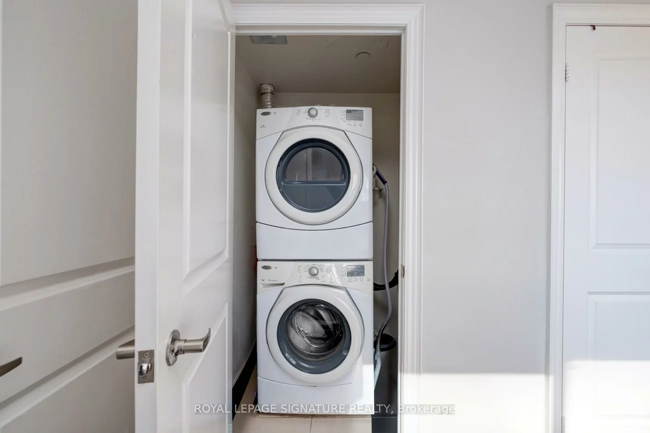 701, Sheppard, Clanton Park, Toronto