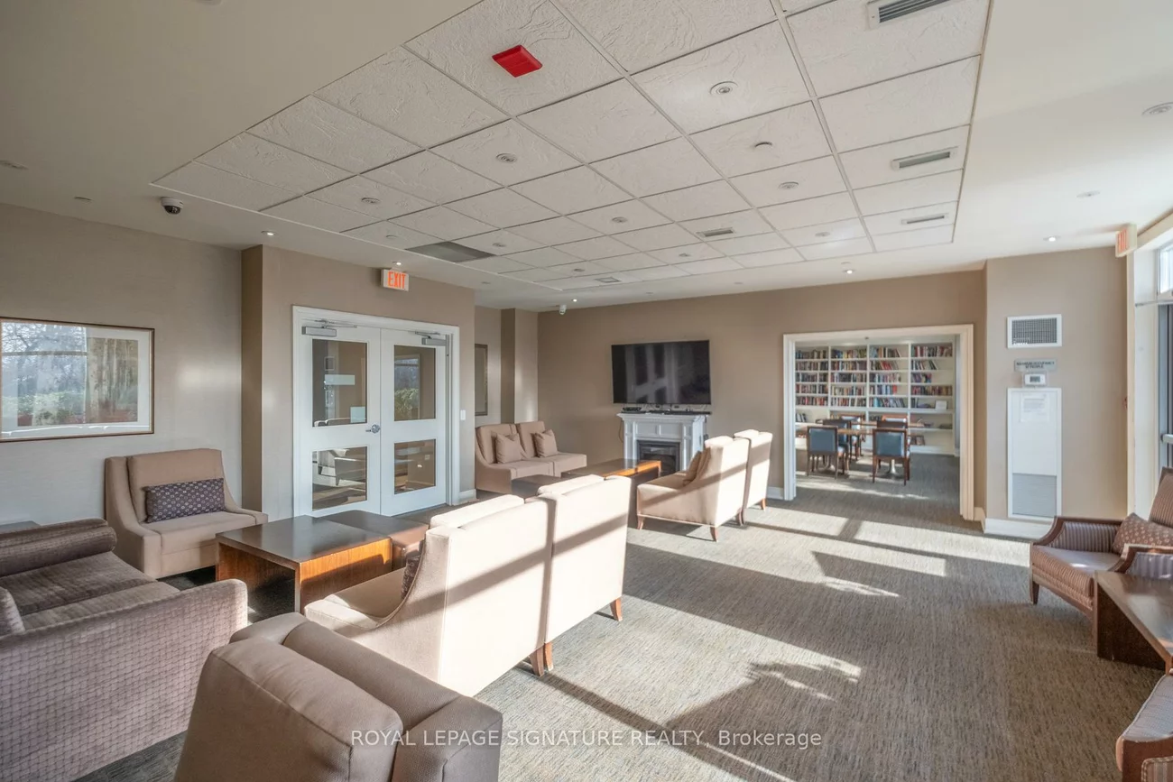 701, Sheppard, Clanton Park, Toronto