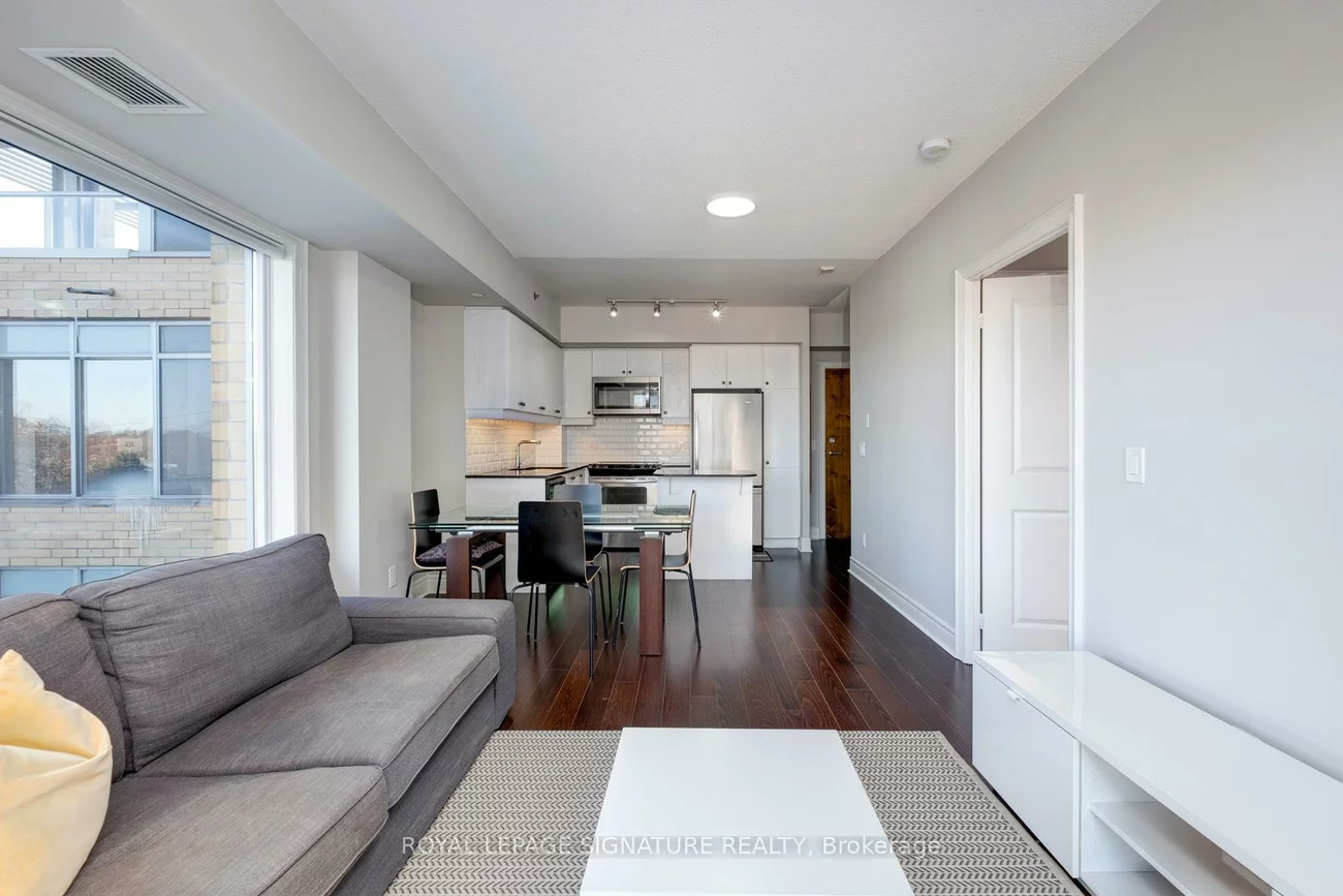 701, Sheppard, Clanton Park, Toronto