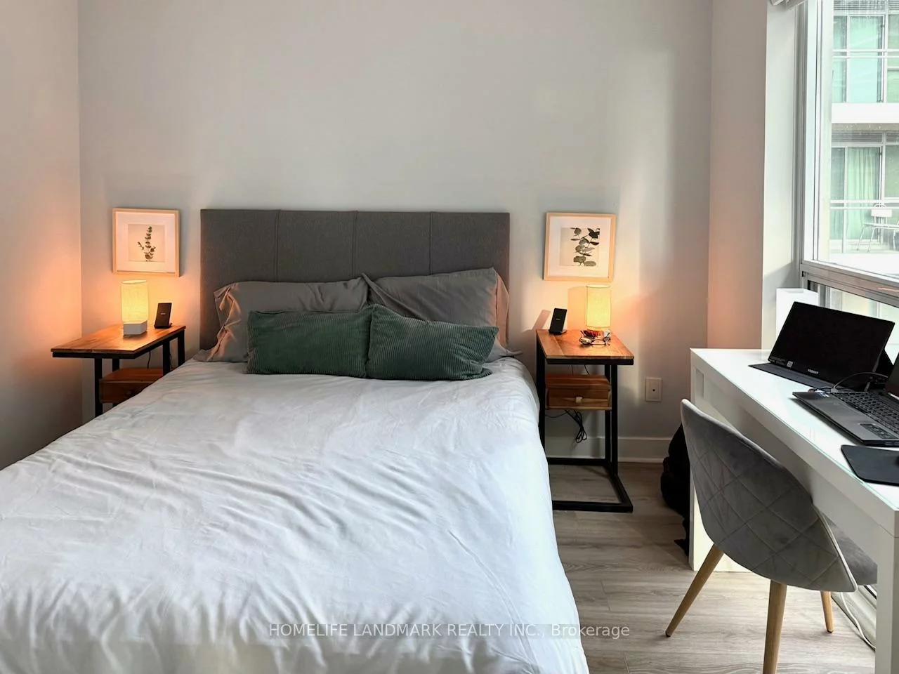 100, Western Battery, Niagara, Toronto