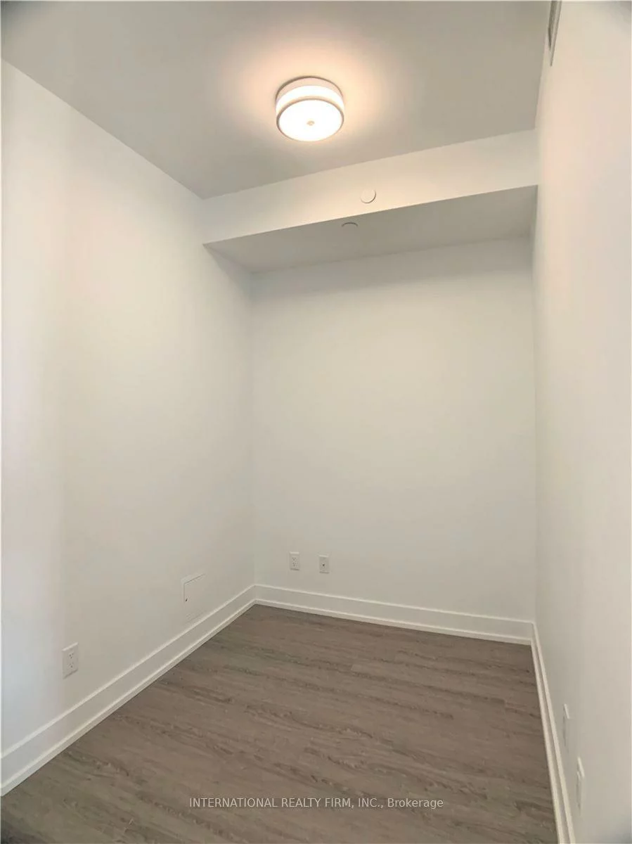 7, Grenville, Bay Street Corridor, Toronto