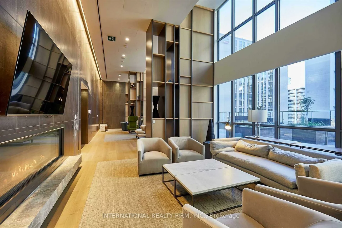 7, Grenville, Bay Street Corridor, Toronto