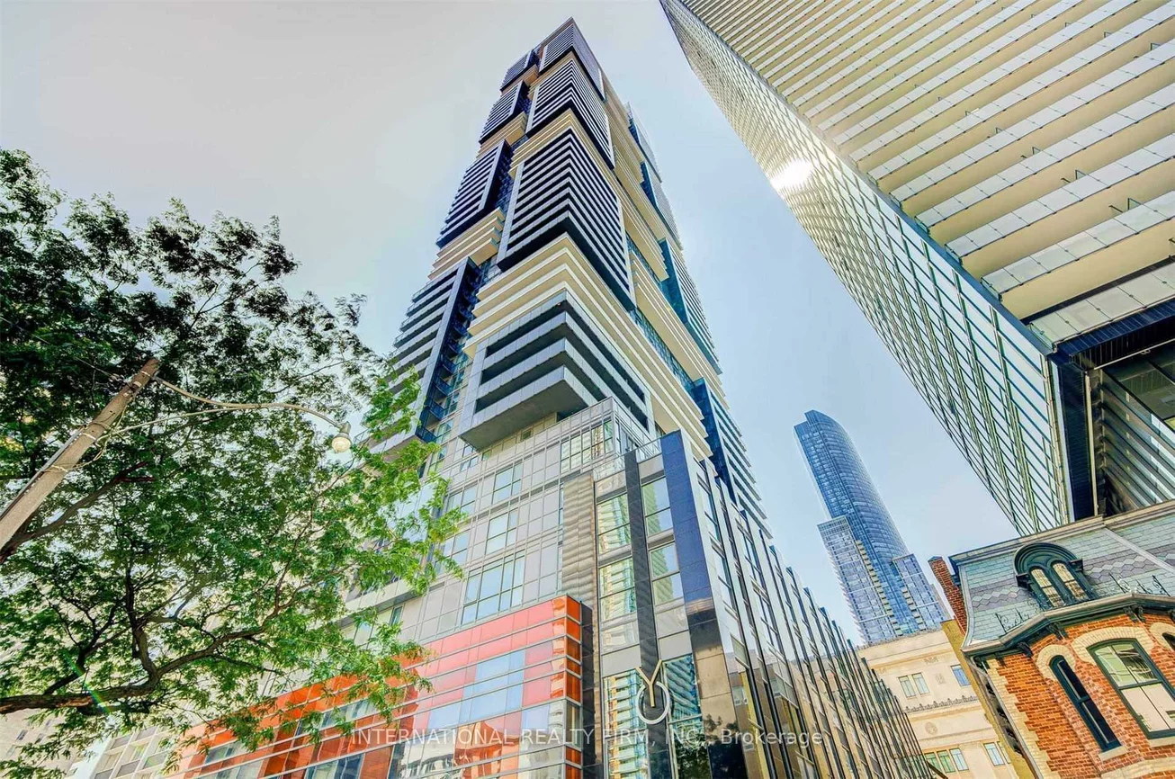 7, Grenville, Bay Street Corridor, Toronto